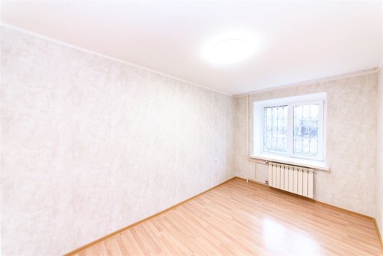3-к квартира, 1/7 эт., 70м²