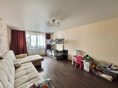 2-к квартира, 10/11 эт., 77м²