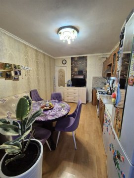 1-к квартира, 10/10 эт., 40м²
