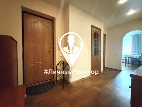 2-к квартира, 1/10 эт., 71м²