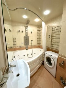 3-к квартира, 6/17 эт., 78м²